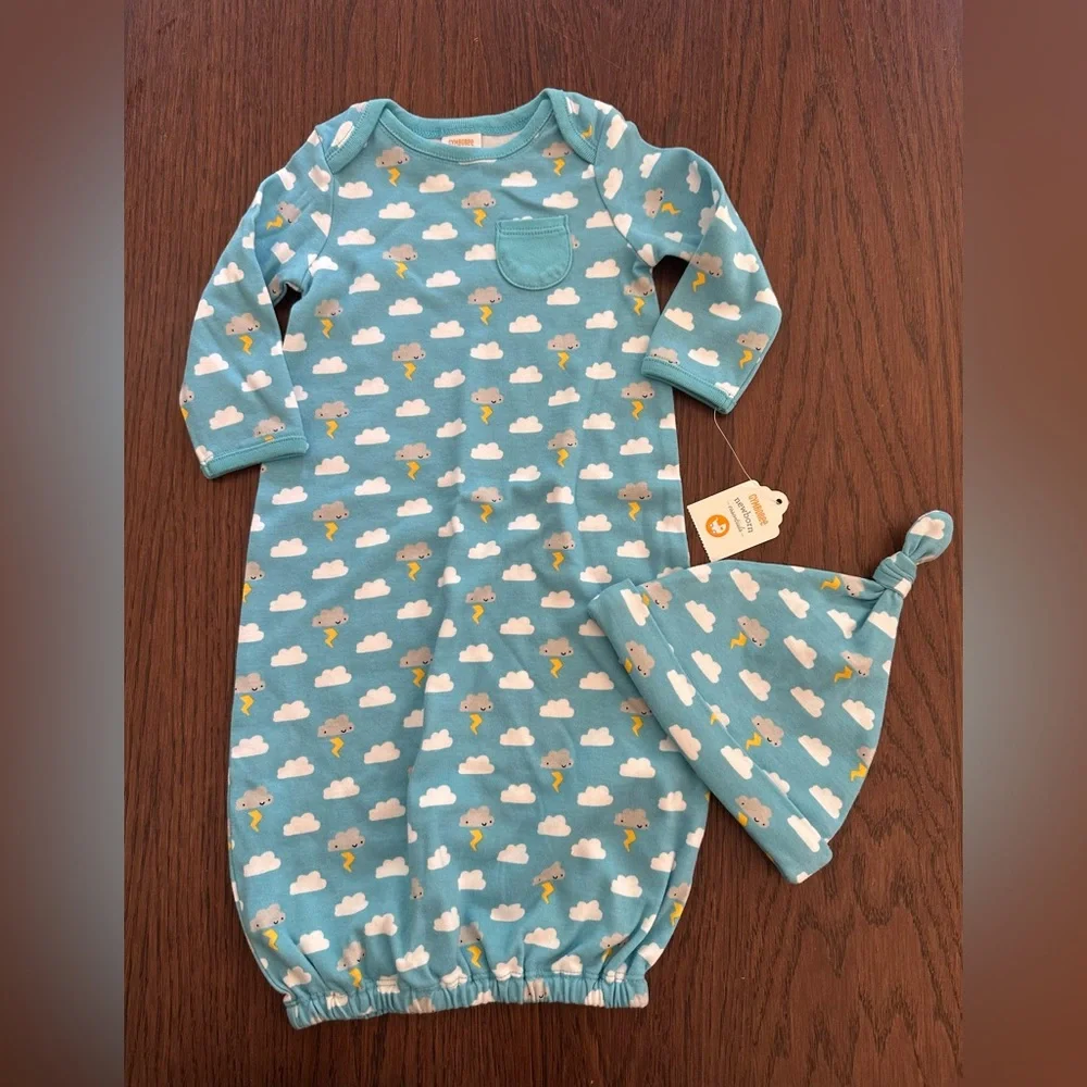 NWT GYMBOREE 6-9M Unisex Blue Cloud & Thunder Pajamas Layette Sleep Sack & Hat